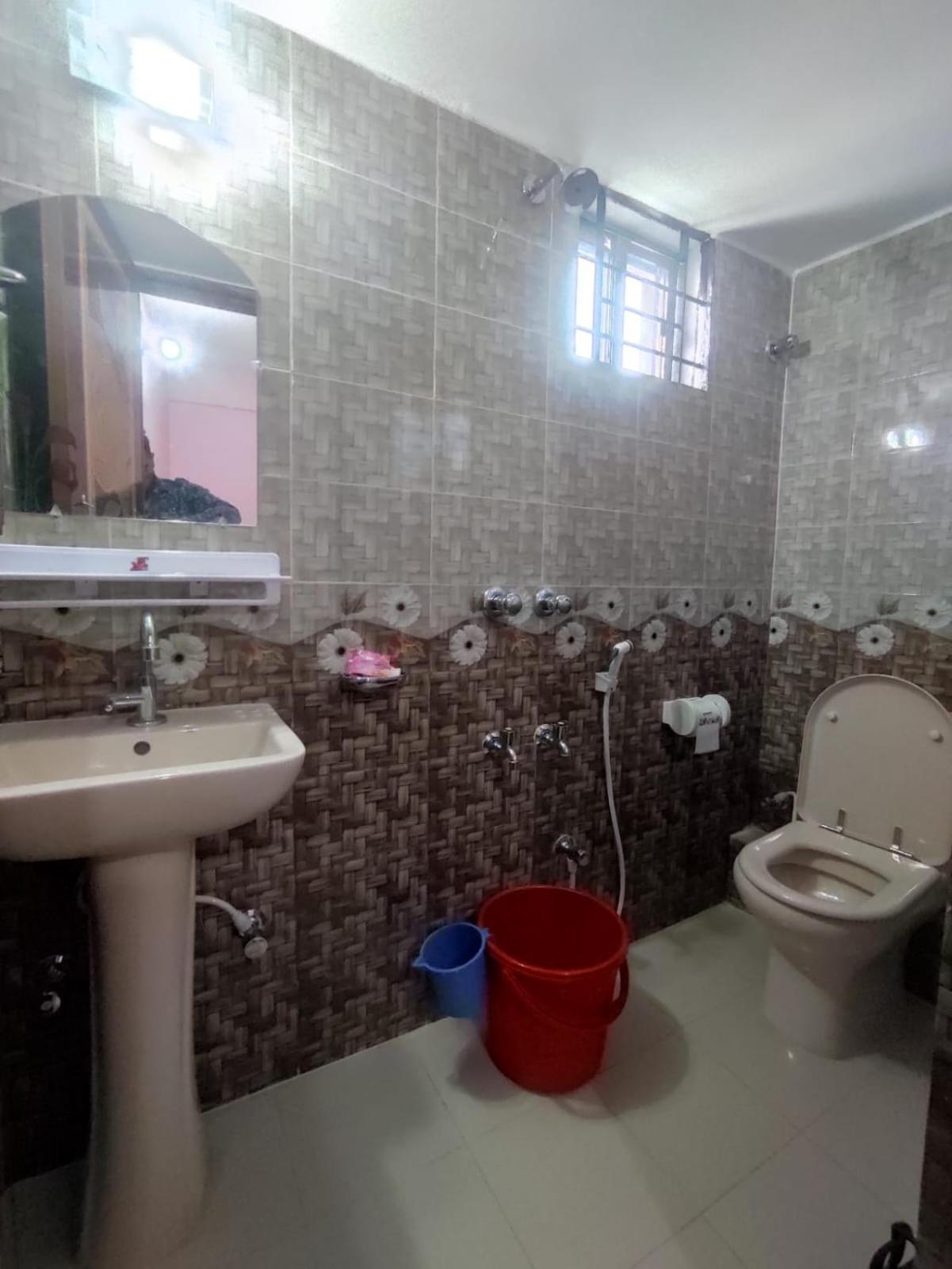 Saudia Residential Hotel Sylhet Esterno foto